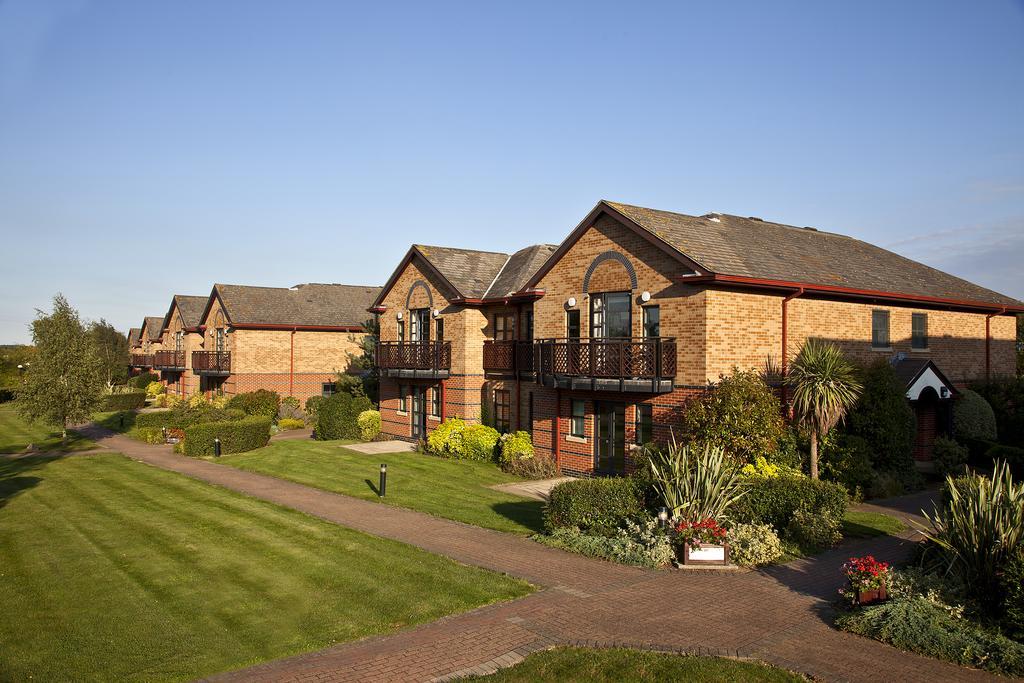 Five Lakes Resort Colchester Eksteriør bilde